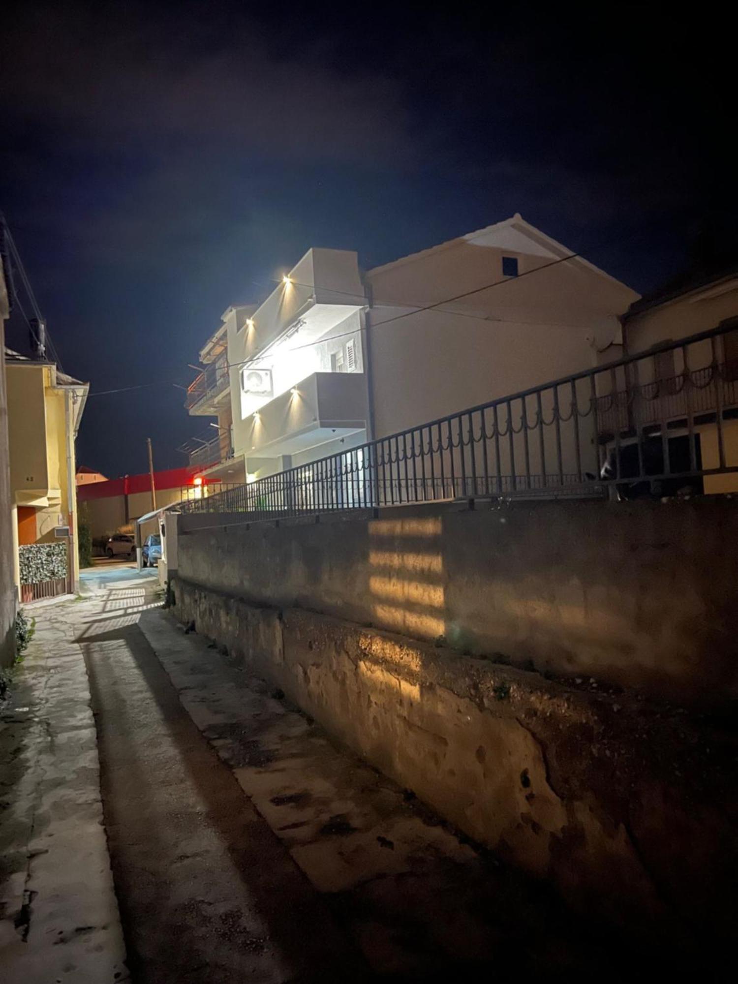 Kaštela Apartments Milica מראה חיצוני תמונה